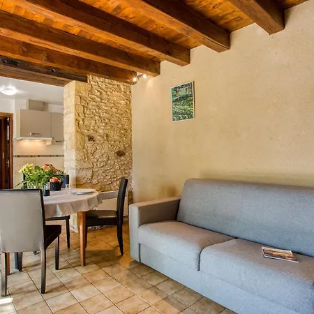 Combas Village De Gites Saint-Crepin-et-Carlucet Exterior photo