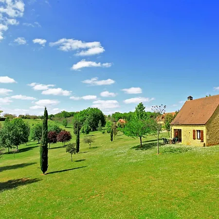 Combas Village De Gites Saint-Crepin-et-Carlucet Exterior photo