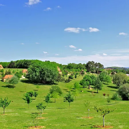 Combas Village De Gites Saint-Crepin-et-Carlucet Exterior photo