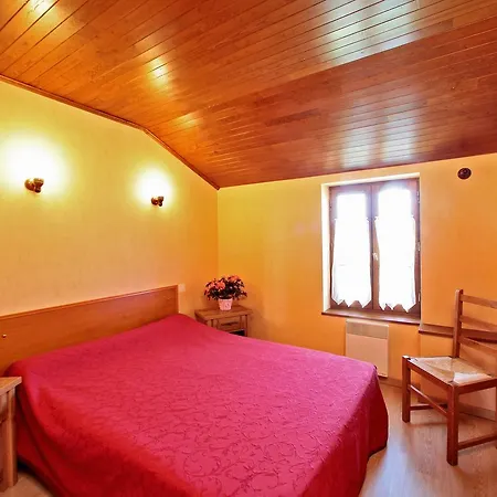 Combas Village De Gites Saint-Crepin-et-Carlucet Room photo