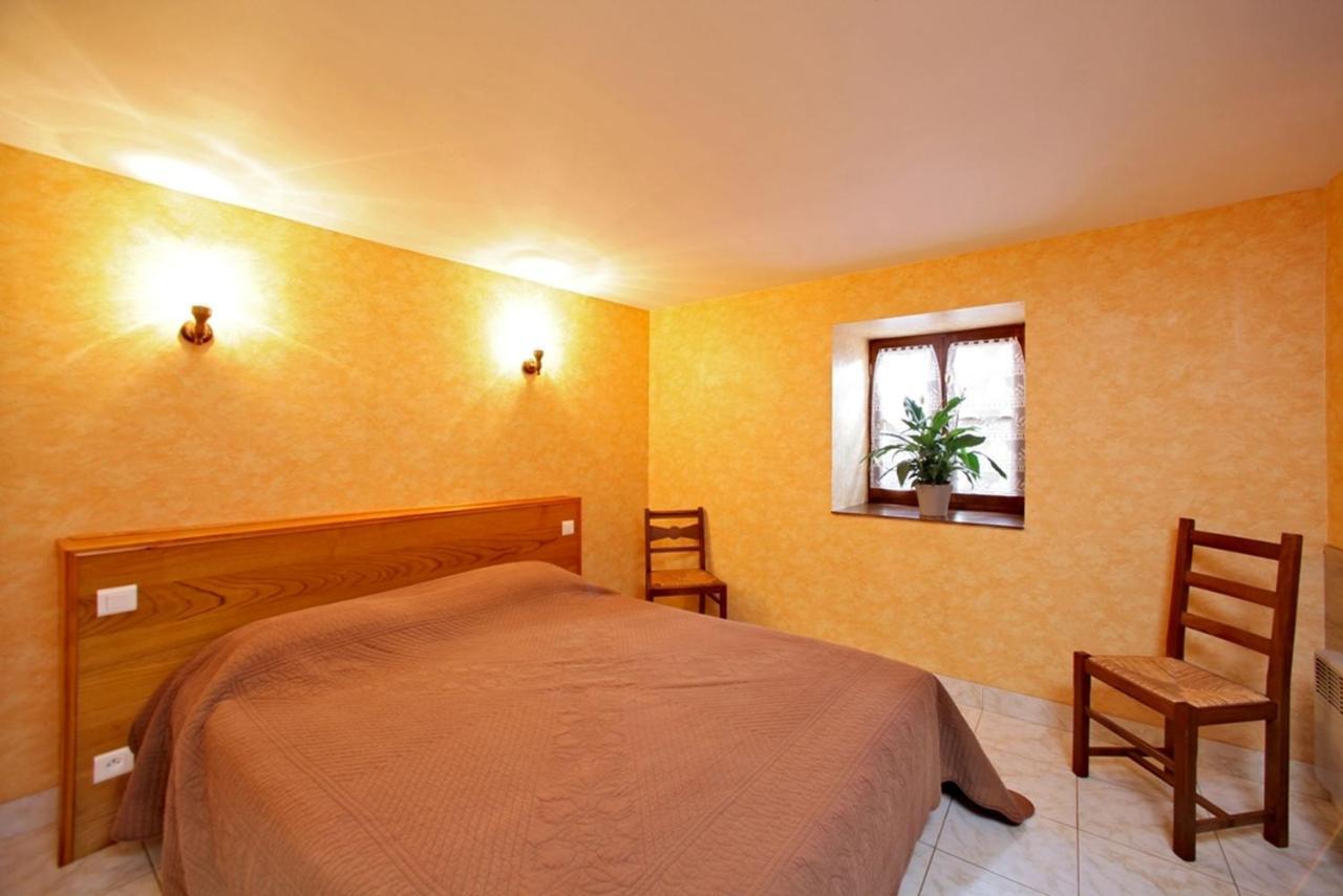 Holiday home Combas Village De Saint-Crepin-et-Carlucet